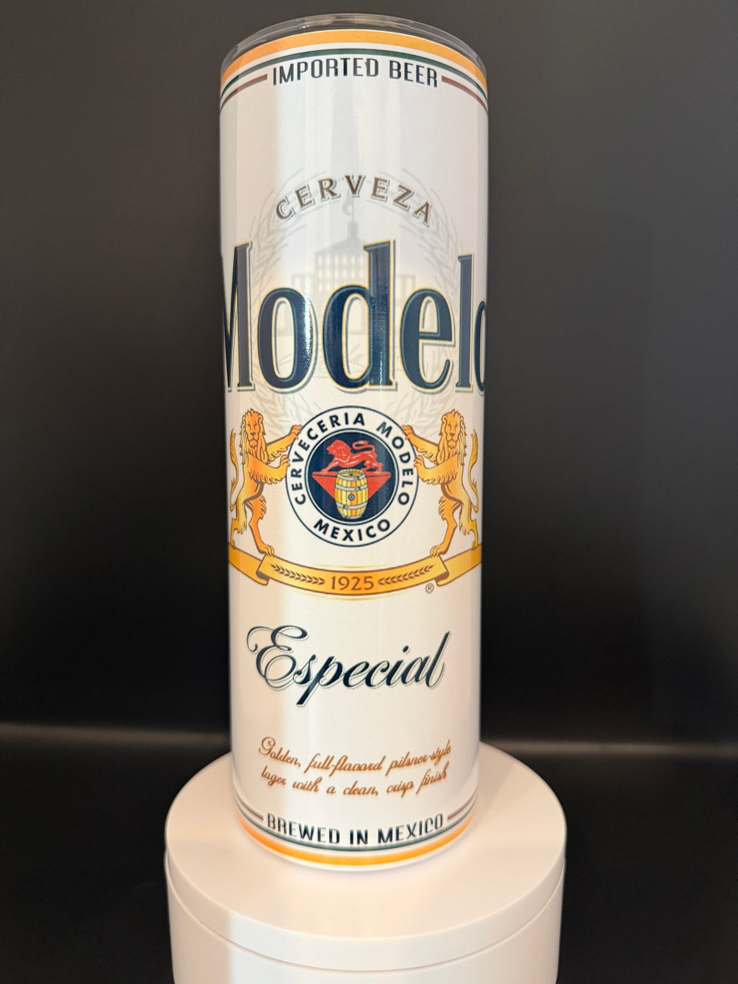 Modelo Tumbler