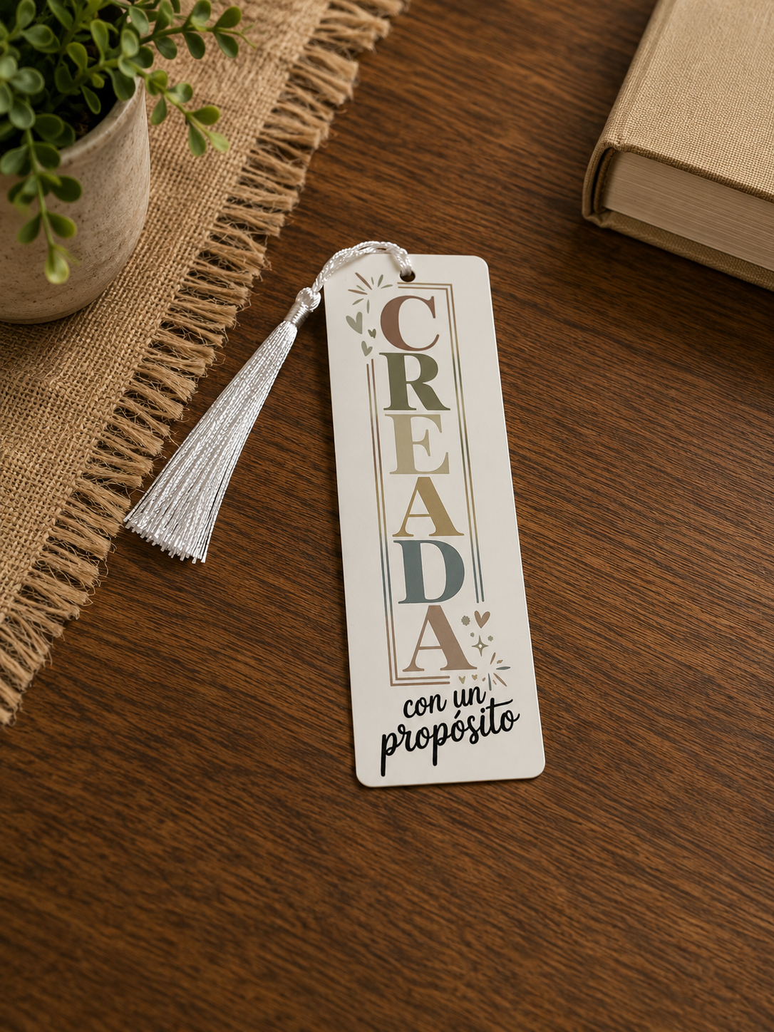 Creada con un Proposito Bookmark